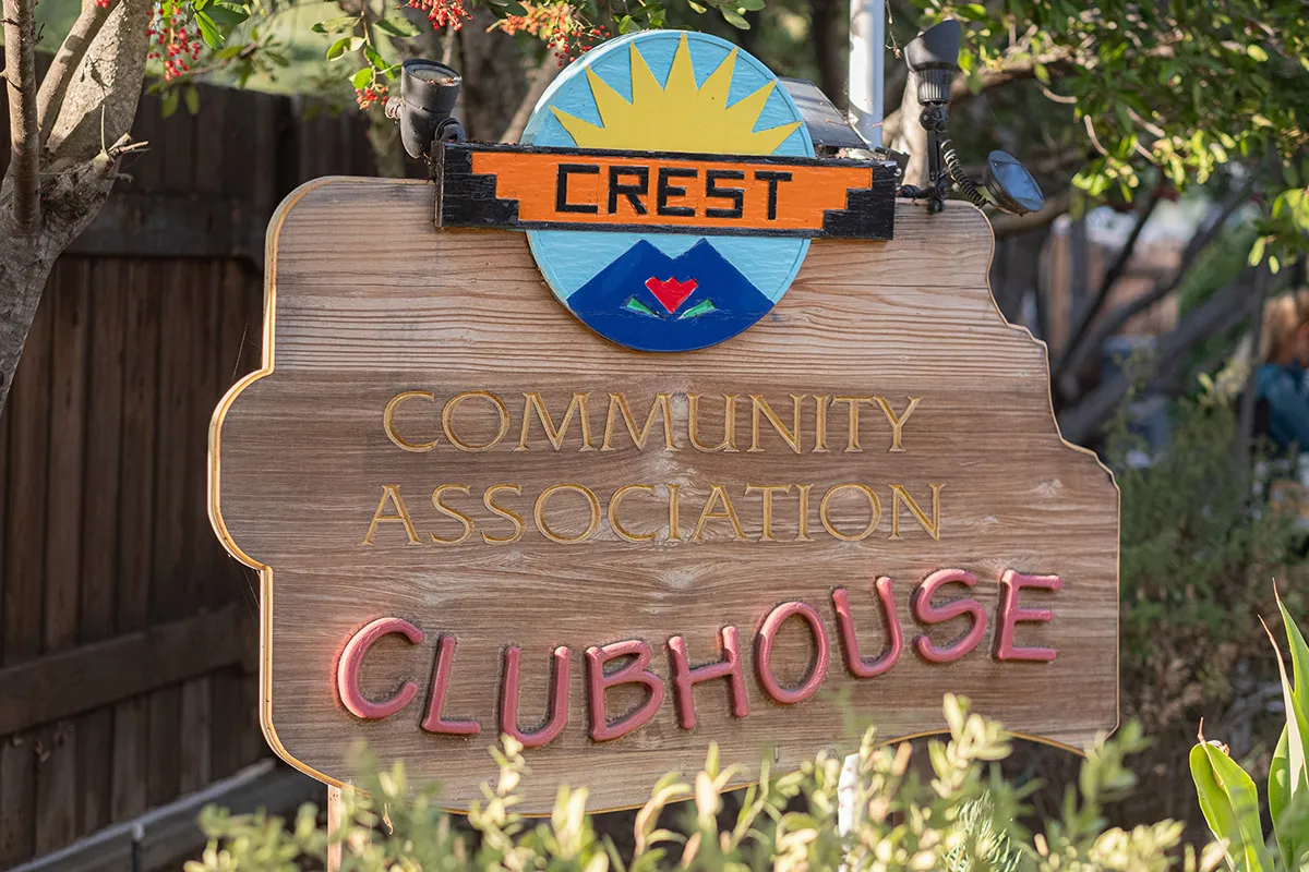 A Mountain Town's Christmas Gift: Crest Christmas Craft's Faire